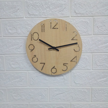 Minimalistisk vintage veggklokke i tre
