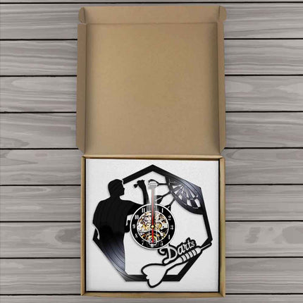 Vinylklokke med dartspill motiv dekor