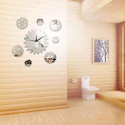 DIY speilklokke med tannhjul design