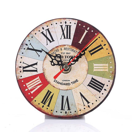 Liten vintage veggklokke med Paris-motiv