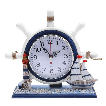Maritim bordklokke formet som skipror