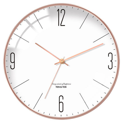 Moderne veggklokke med todelt urskive