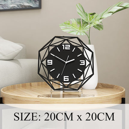 Geometrisk design bordklokke i metall