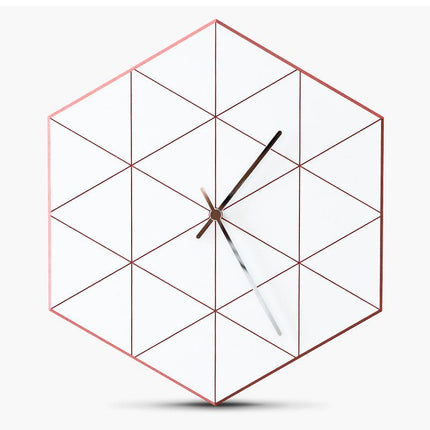 Lydløs skandinavisk veggklokke, geometrisk design