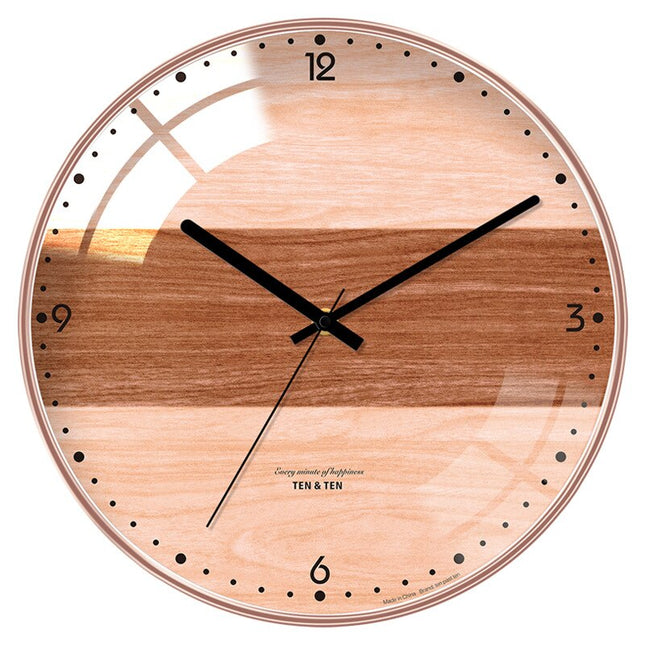 Moderne veggklokke med todelt urskive