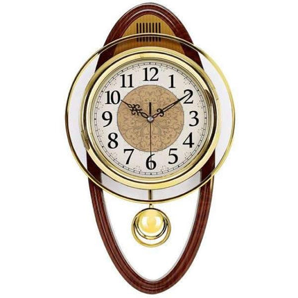 Klassisk pendelklokke i gullfarge