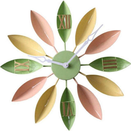 Moderne veggklokke med fargerike blader