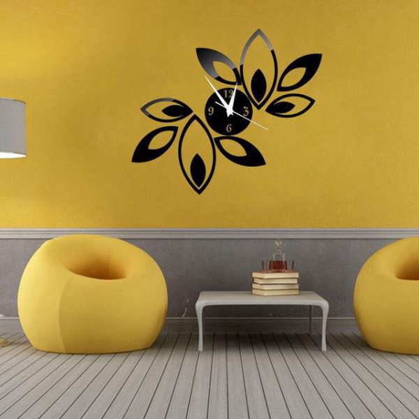 Selvklebende veggklokke med blomsterdesign