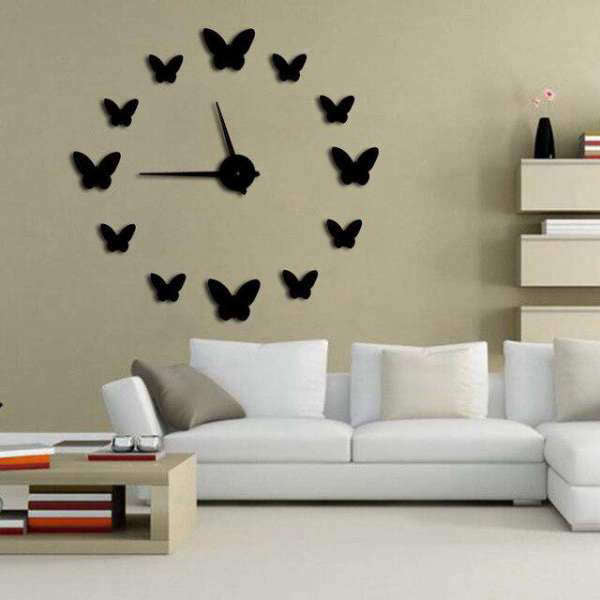 Elegant DIY veggklokke med sommerfugler