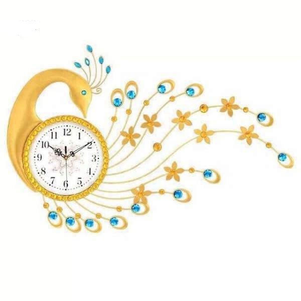 Gullfarget veggklokke formet som påfugl