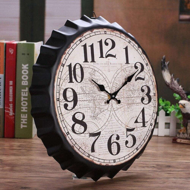 Retro veggklokke formet som ølkork