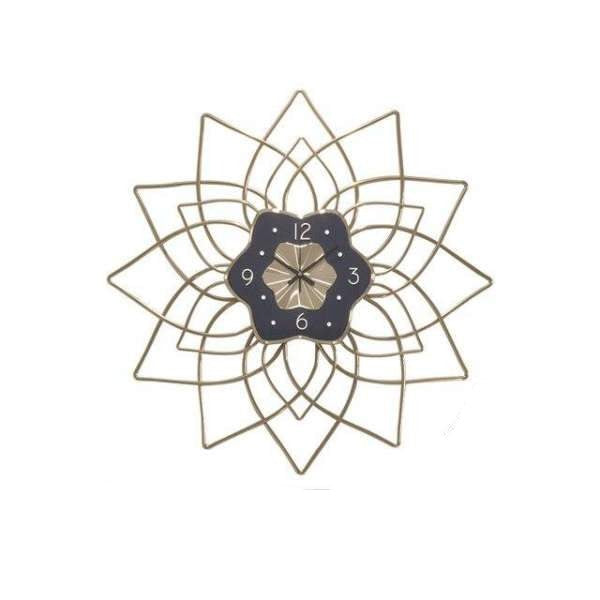 Stor metall veggklokke med blomsterdesign