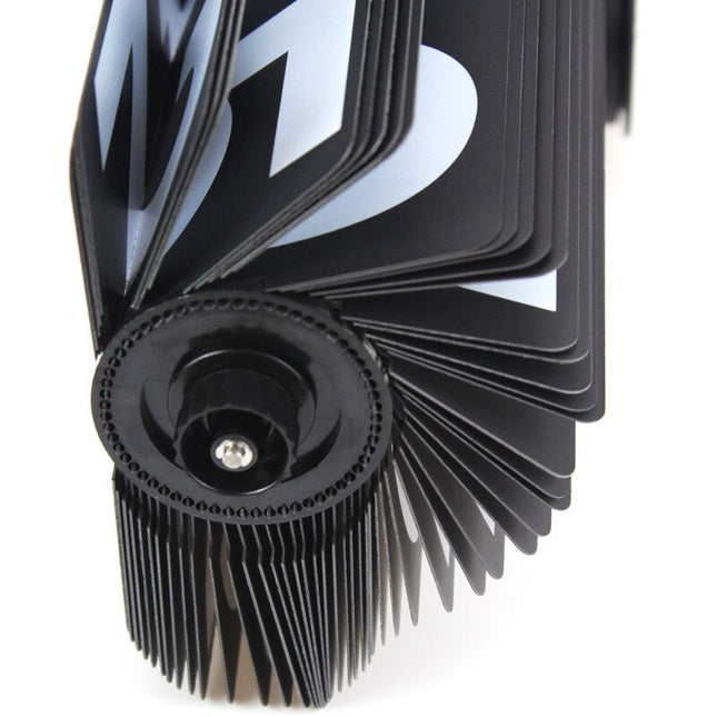 Moderne flip-klokke i metall design