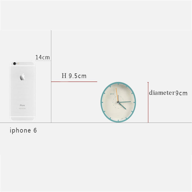 Minimalistisk rund klokke uten tall