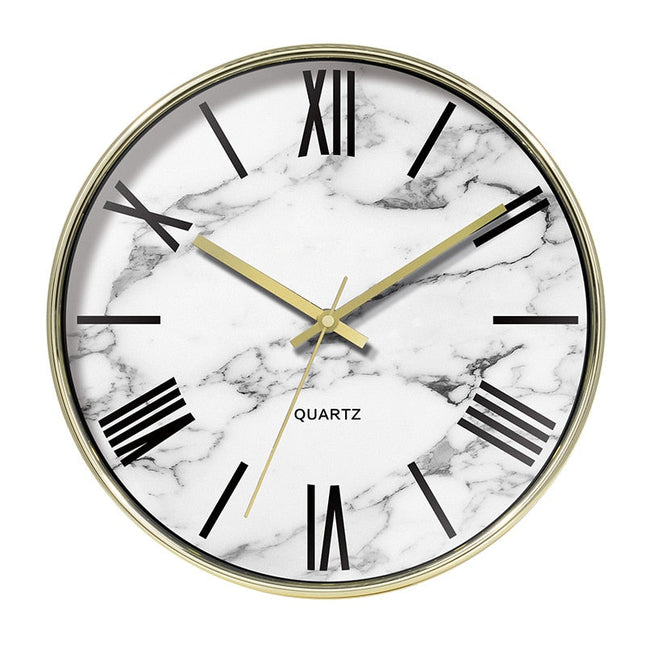 Moderne kvartsklokke med hvit marmor urskive
