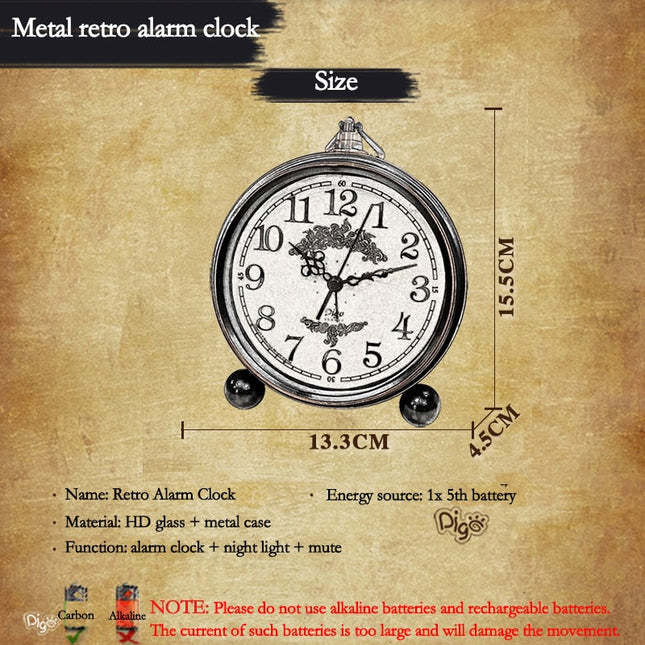 Rund vintage bordklokke i gullfarge