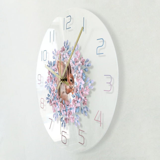 Veggklokke med søtt ekorn-motiv