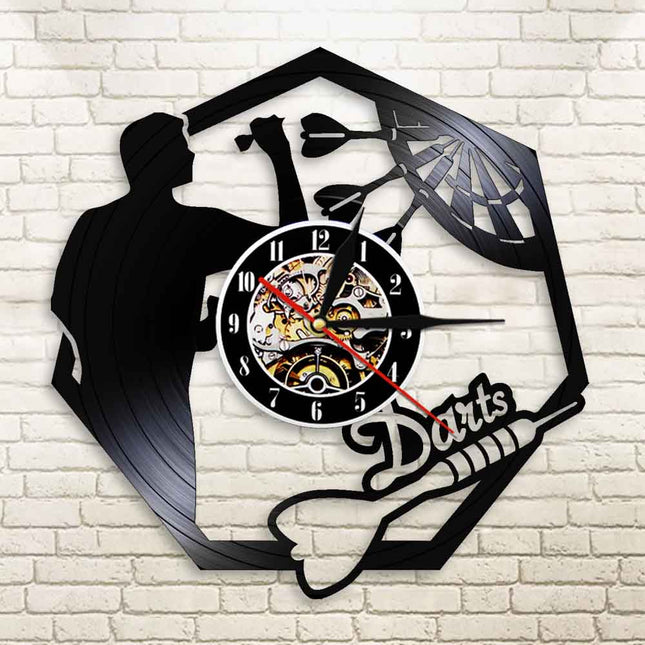 Vinylklokke med dartspill motiv dekor