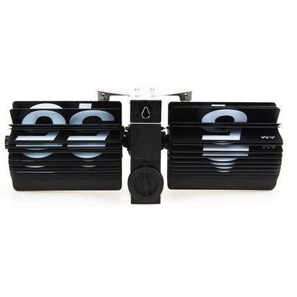 Moderne flip-klokke i metall design