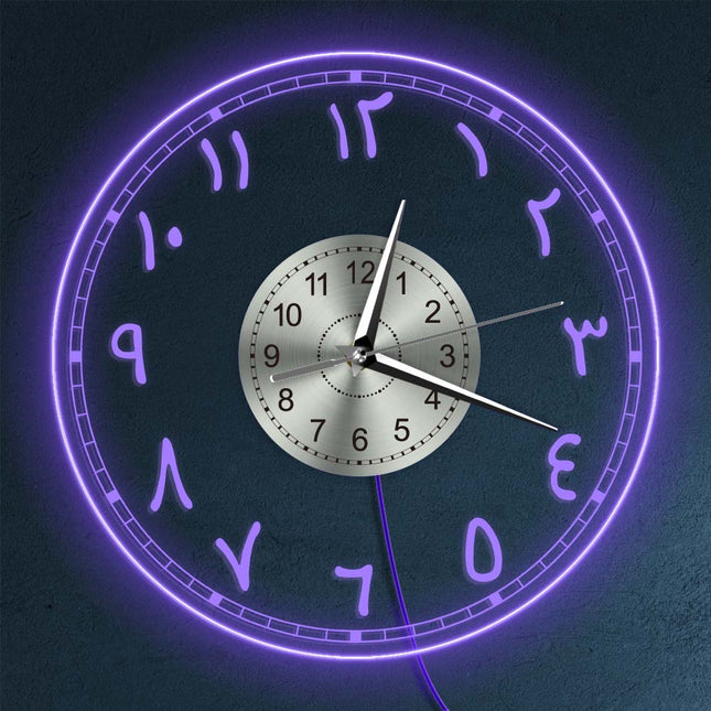 LED-veggklokke med øst-arabiske tall