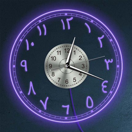 LED-veggklokke med øst-arabiske tall