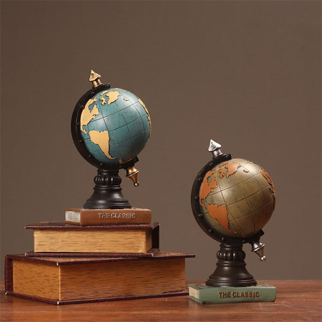 Vintage bordklokke formet som jordklode