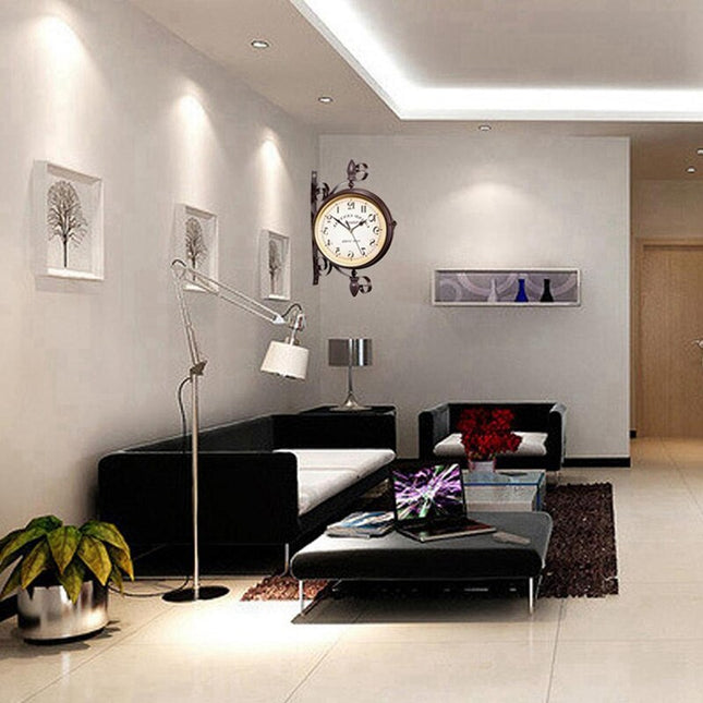 Vintage dobbeltsidig veggklokke for stasjon