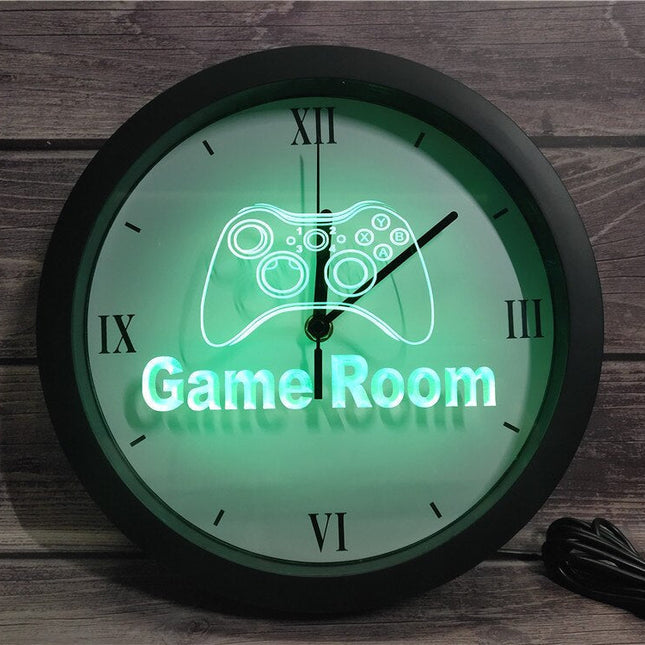 Lysende LED-veggklokke for gamer-rom