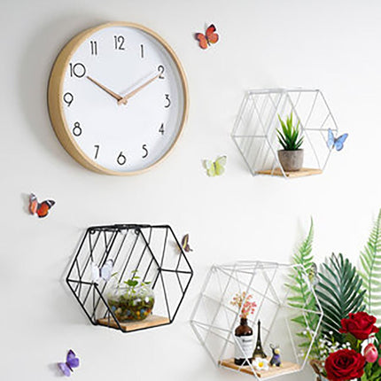 Rund veggklokke med treramme, nordisk stil