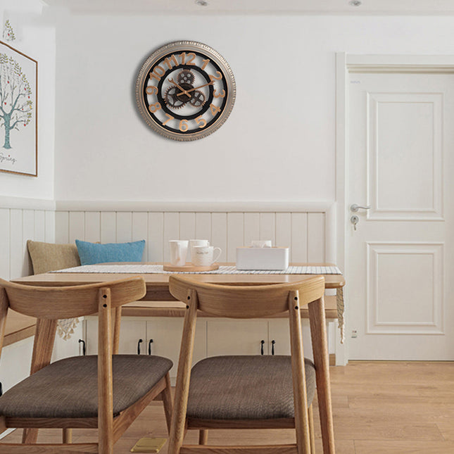 Stor industriell veggklokke med tannhjul