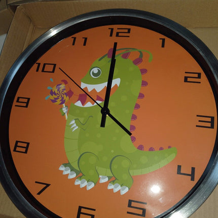Oransje barneklokke med dinosaurmotiv