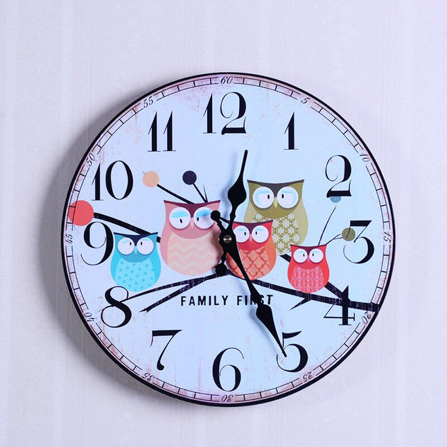 Retro 60-talls veggklokke, bilskilt design