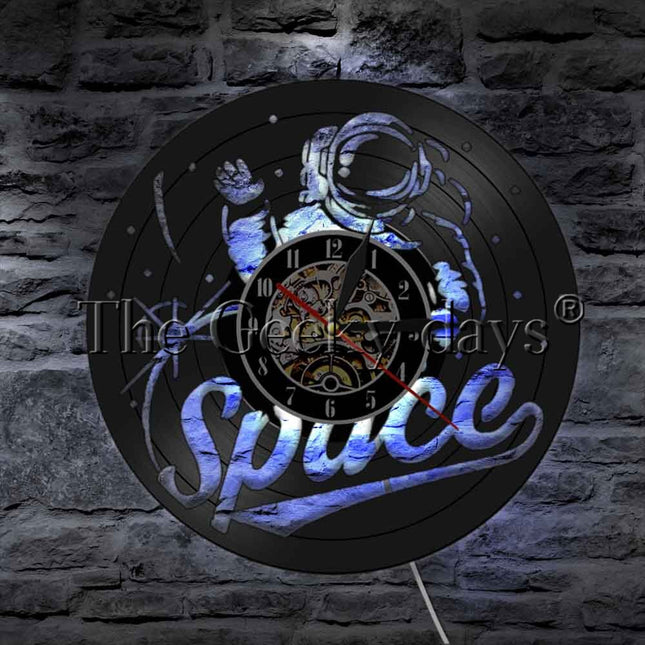 Vinylklokke med astronaut i verdensrommet