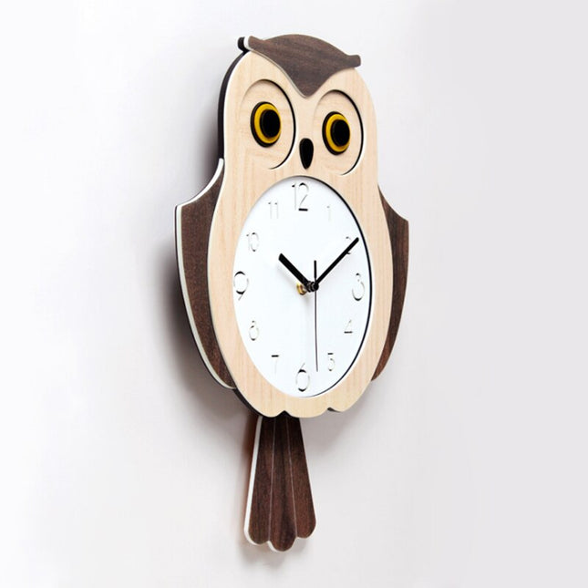 Stilig veggklokke for barn med ugle