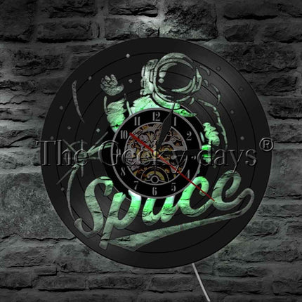 Vinylklokke med astronaut i verdensrommet