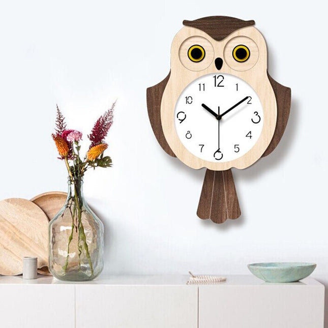 Stilig veggklokke for barn med ugle