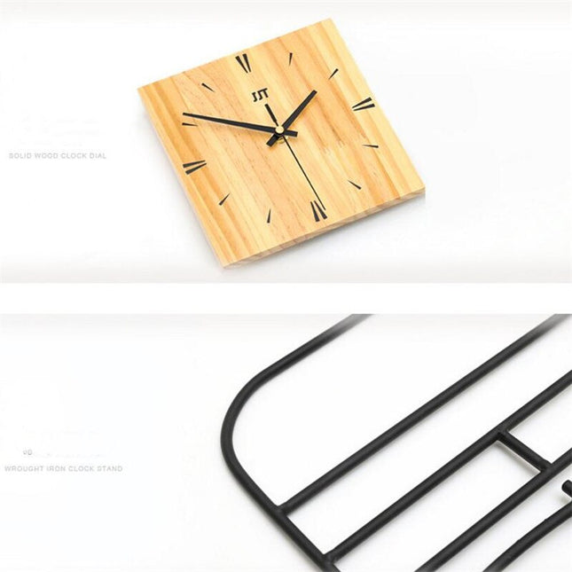 Veggklokke i tre med flaskedesign