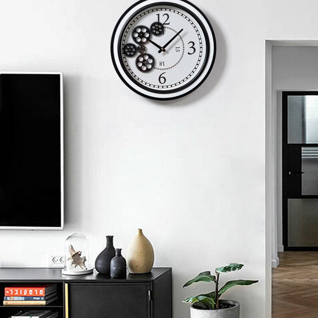 Steampunk veggklokke med synlige tannhjul