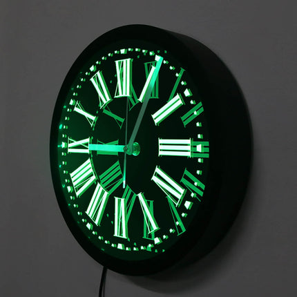 LED-veggklokke med lysende romertall