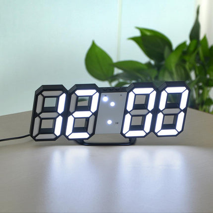 Moderne digital skrivebordsklokke med LED-lys