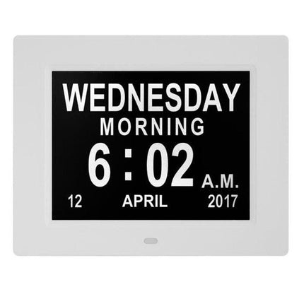 Stor digital klokke med dato og dag