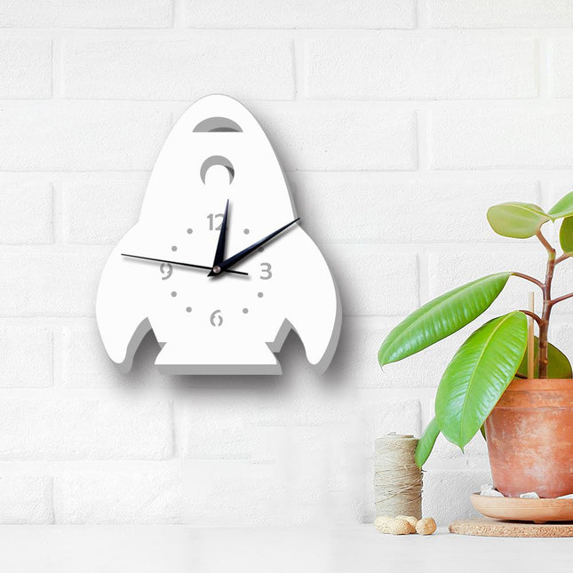 Hvit rakett veggklokke for barnerom