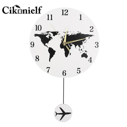 Vegglokke med verdenskart og pendel