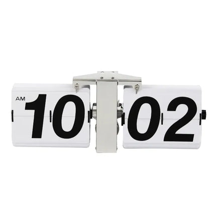 Moderne flip-klokke i metall design