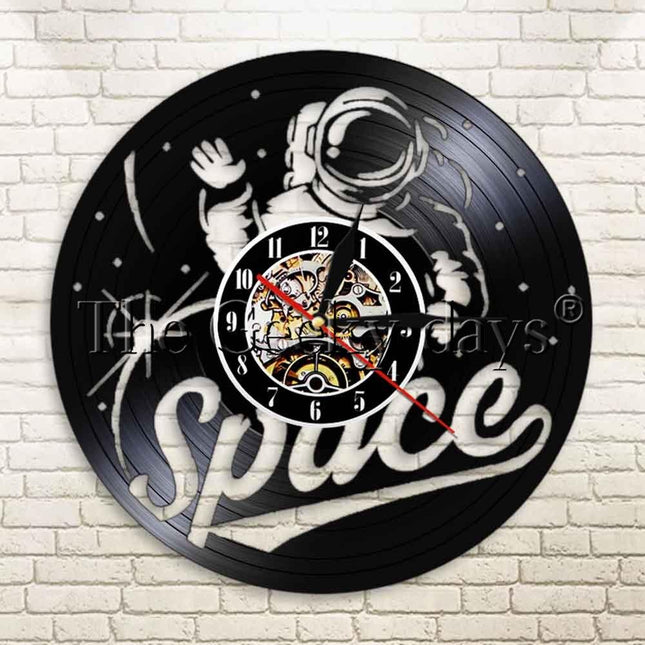 Vinylklokke med astronaut i verdensrommet