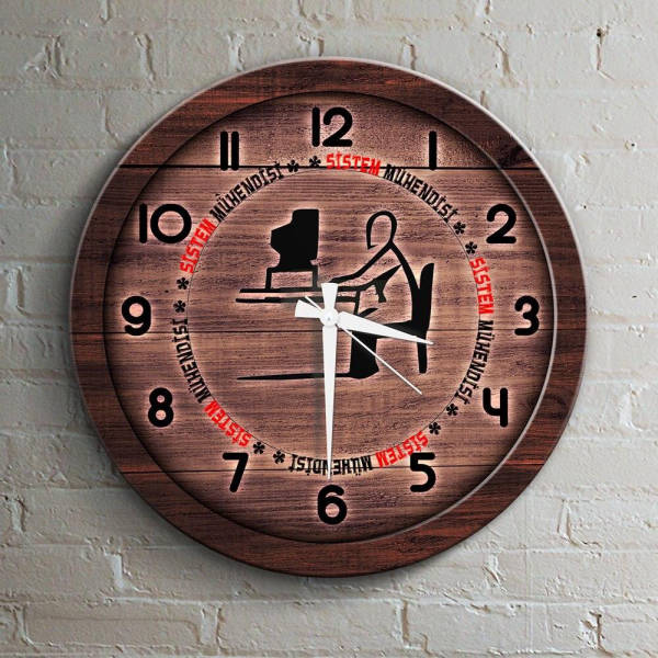 Veggklokke i tre for gamer-rommet