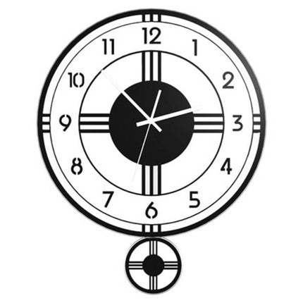 Nordisk pendelklokke i minimalistisk metall