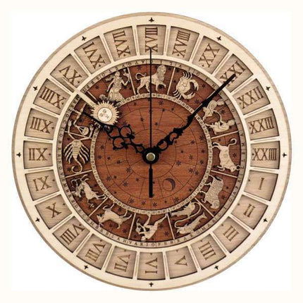 Astrologisk veggklokke i tre med stjernetegn