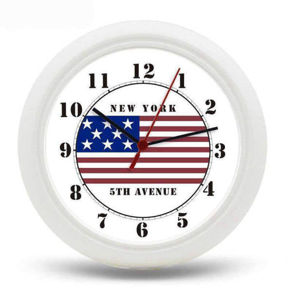 Veggklokke med New York USA-flagg