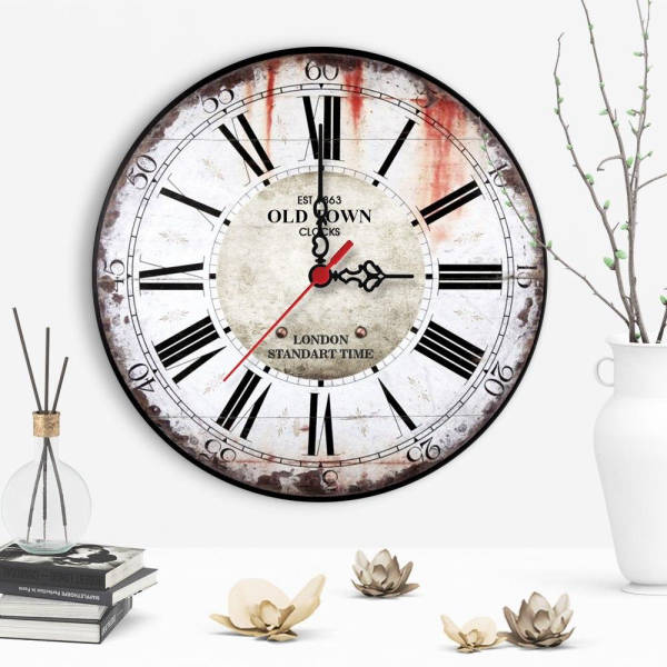Moderne veggklokke med retro design